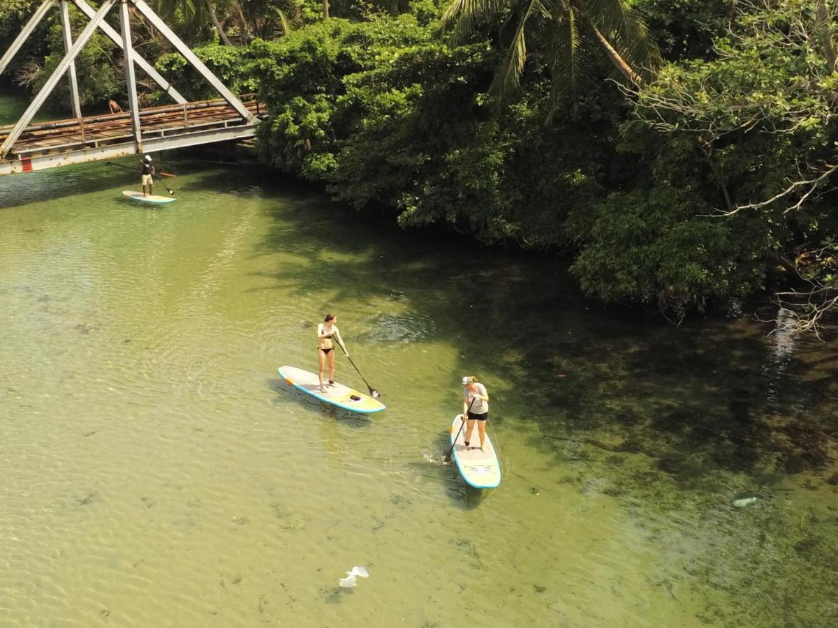 Bed and Breakfast Circus Lagoon Hideaway Додандува Экстерьер фото